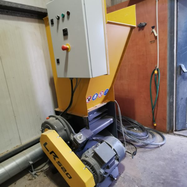 Used Untha LR520 Industrial Wood Shredder