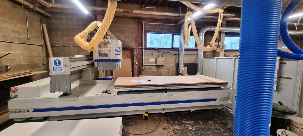 Used SAOM E320 Flat Bed Nesting CNC Router